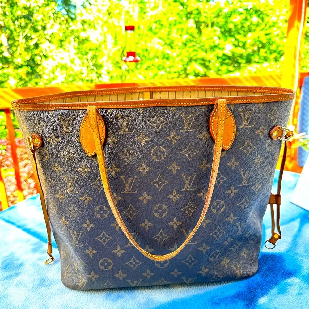 LOUIS VUITTON Neverful MM 🔥🔥 - Picture 1 of 16